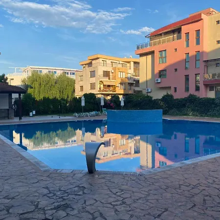 2 Family With Garden View Apartman Neszebar