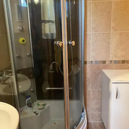 Apartman 2 Family With Garden View