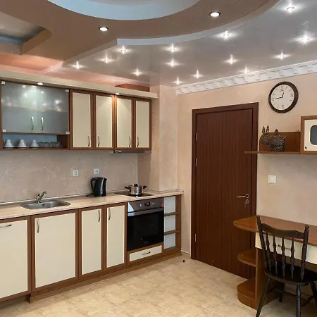 2 Family With Garden View *